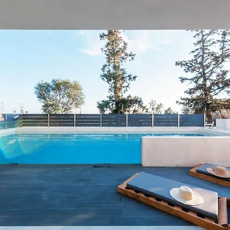 Serene Seafront Villa Nea Irakleia