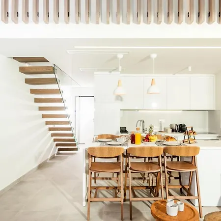 Serene Seafront ヴィラ *