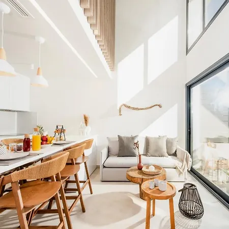 فيلة Serene Seafront *