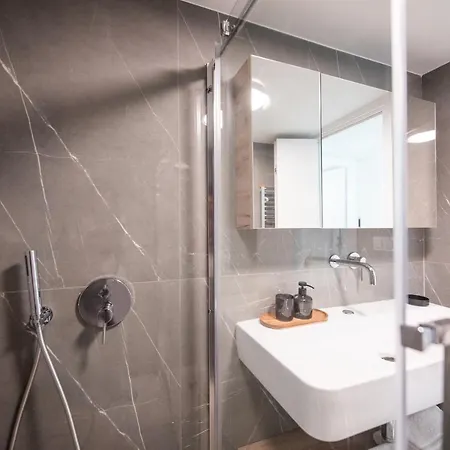 Serene Seafront فيلة نيا إيراكليا